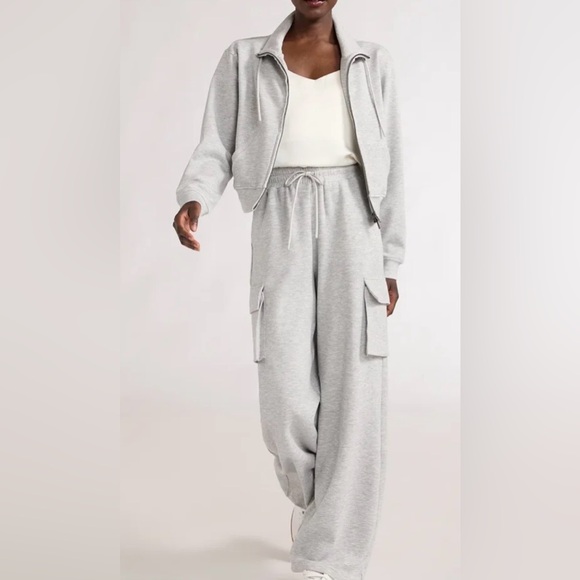 no brand Pants - NWOT scuba knit cargo pants